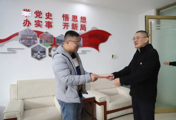 歲寒情深暖意濃，殷殷關(guān)懷沁人心——?jiǎng)?chuàng)投集團(tuán)開展春節(jié)前走訪慰問活動(dòng)